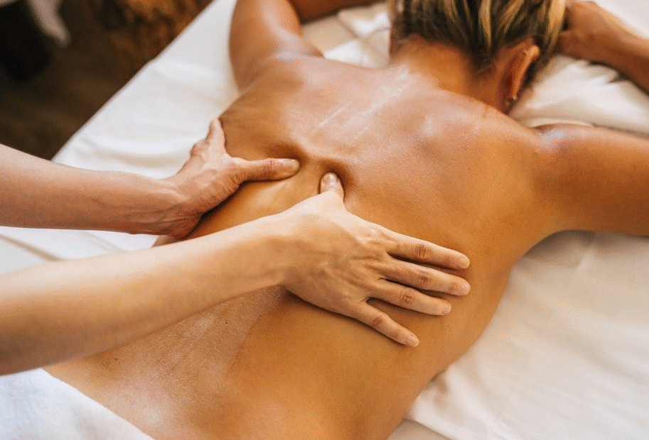 pijat panggilan terdekat dari lokasi saya